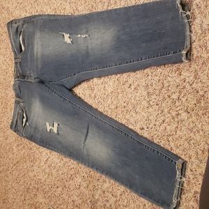 Like New Distressed Universal Thread Mid Rise Skinny Jeans 18/34R